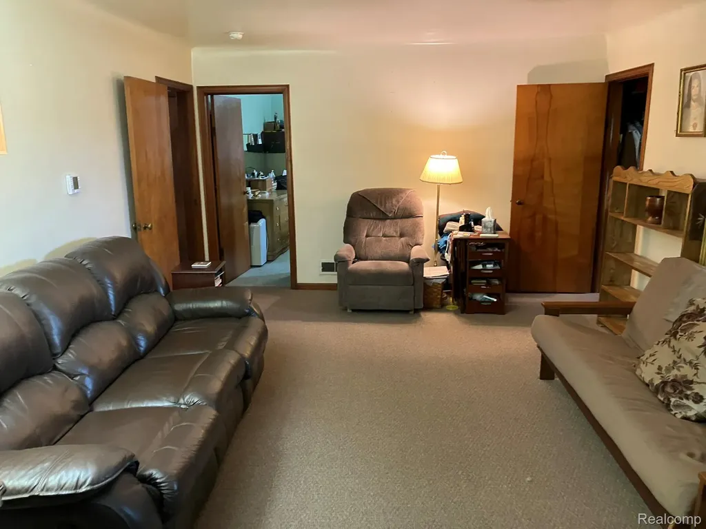 5893 Cribbins Road Kenockee Township MI 48006