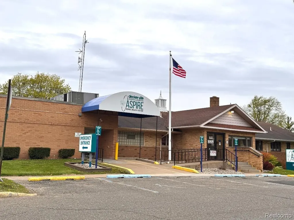 3462 Main Street Deckerville Village MI 48427