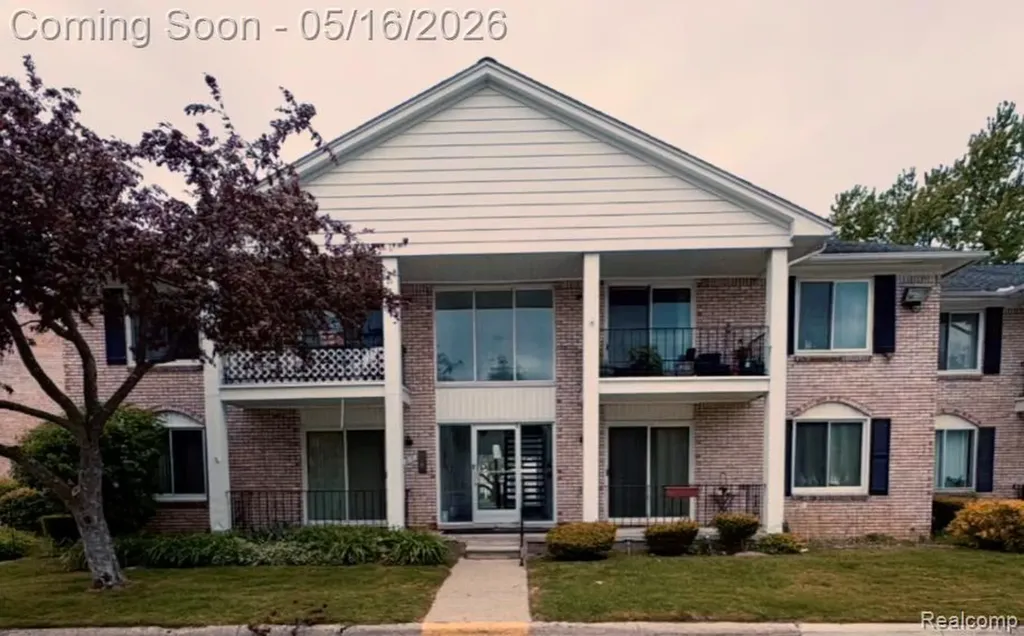 14210 Camelot Drive Sterling Heights City MI 48312