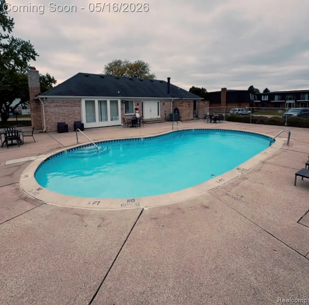 14210 Camelot Drive Sterling Heights City MI 48312