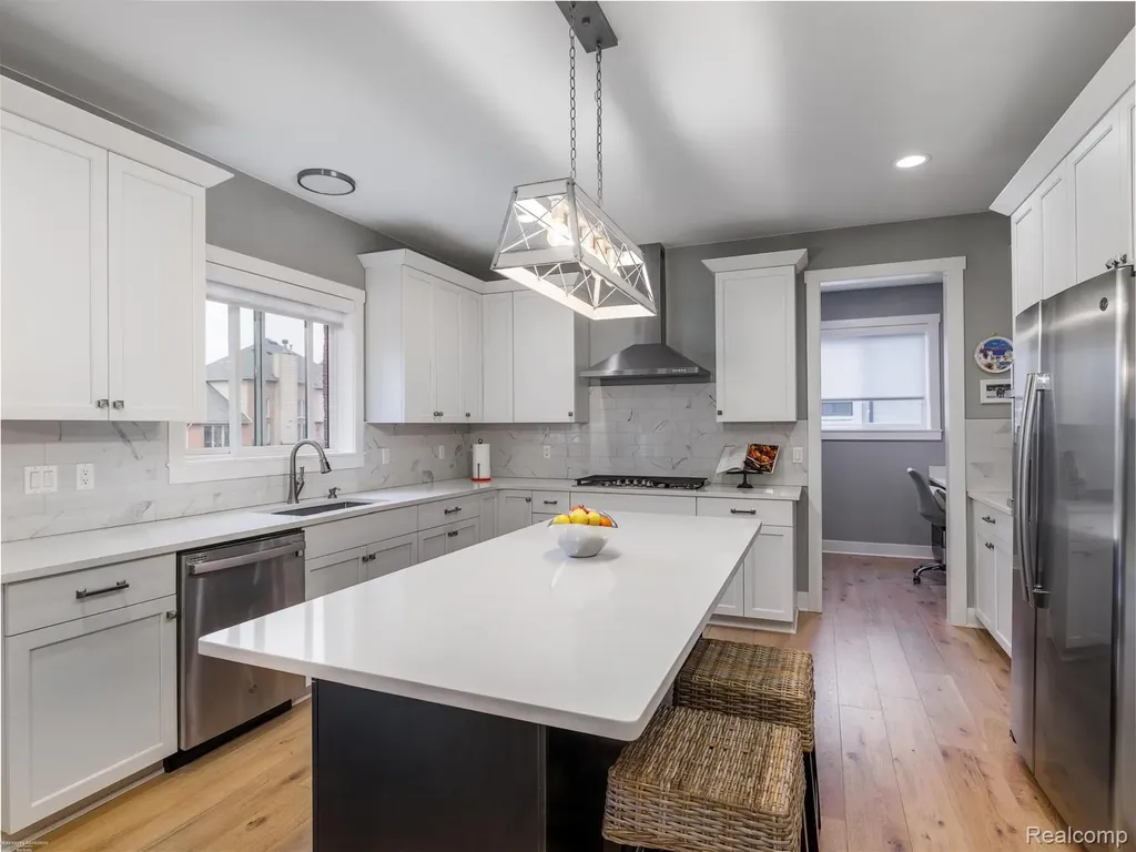 47705 Card Road Macomb Township MI 48044