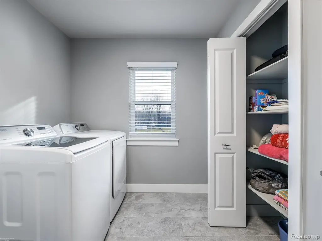 47705 Card Road Macomb Township MI 48044