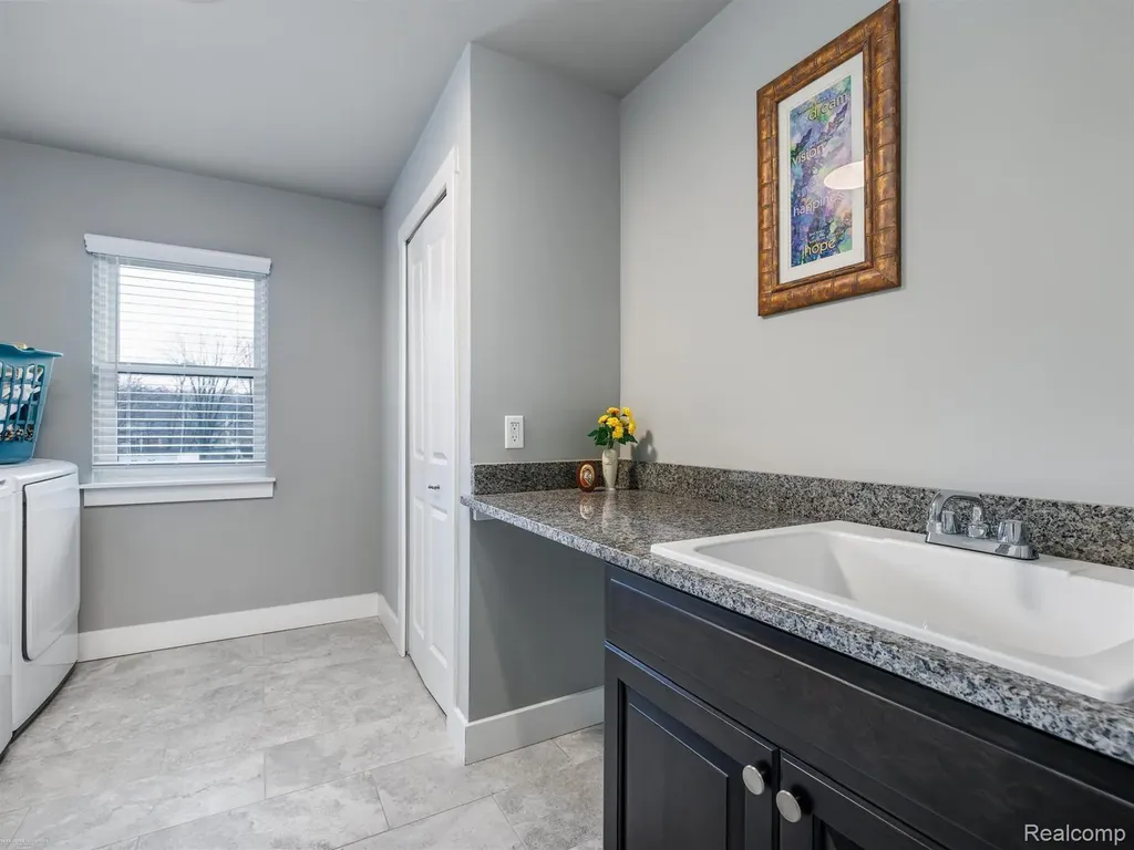 47705 Card Road Macomb Township MI 48044