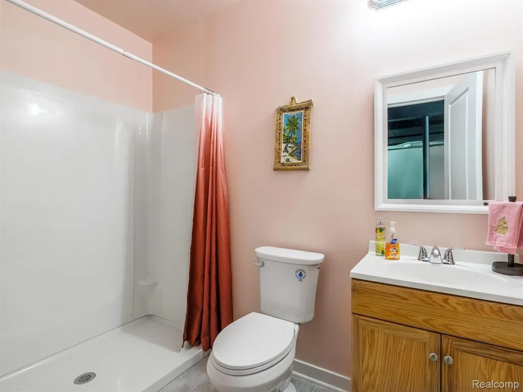 47705 Card Road Macomb Township MI 48044