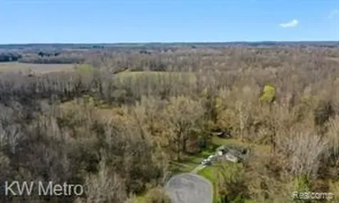 000 Springdale Court Hartford City MI 49057