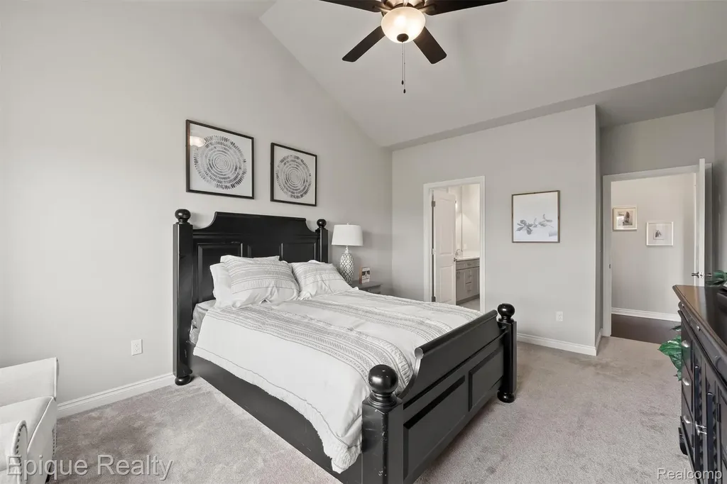 171 E Market Street Oxford Charter Township MI 48371