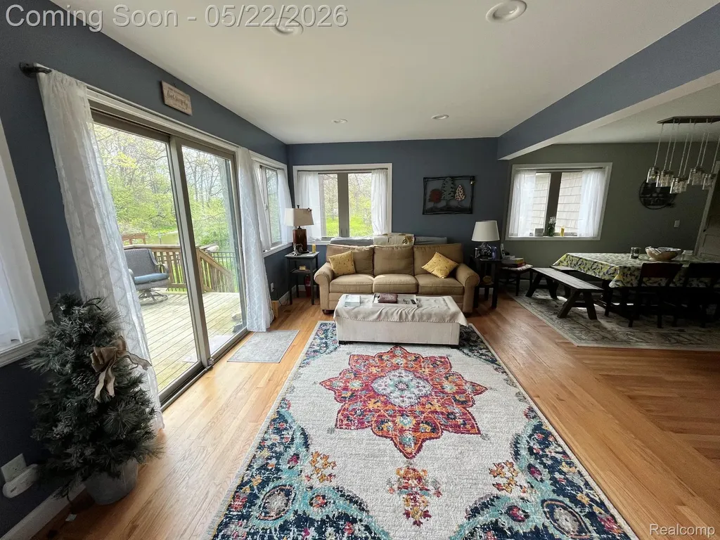 5036 Woodland Lane East China Township MI 48054