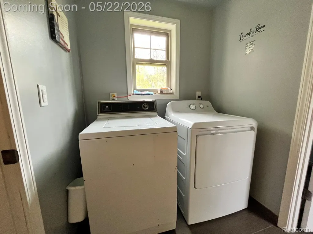 5036 Woodland Lane East China Township MI 48054
