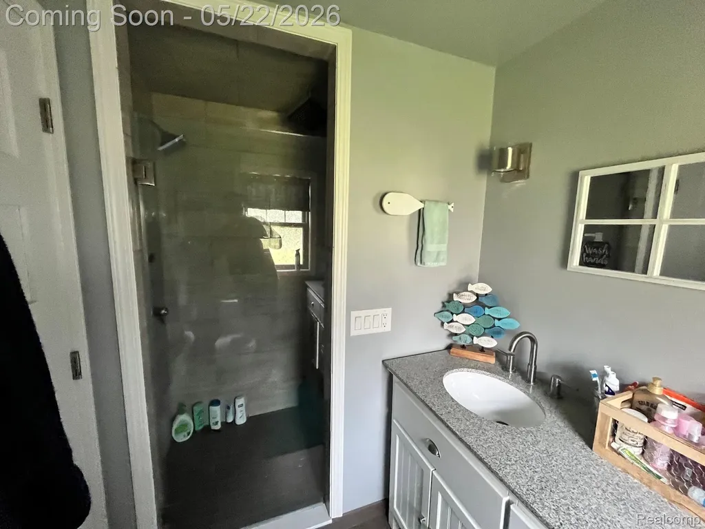 5036 Woodland Lane East China Township MI 48054