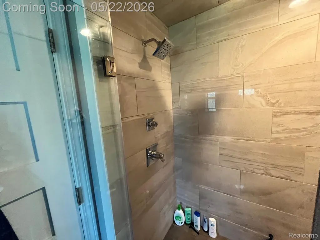5036 Woodland Lane East China Township MI 48054