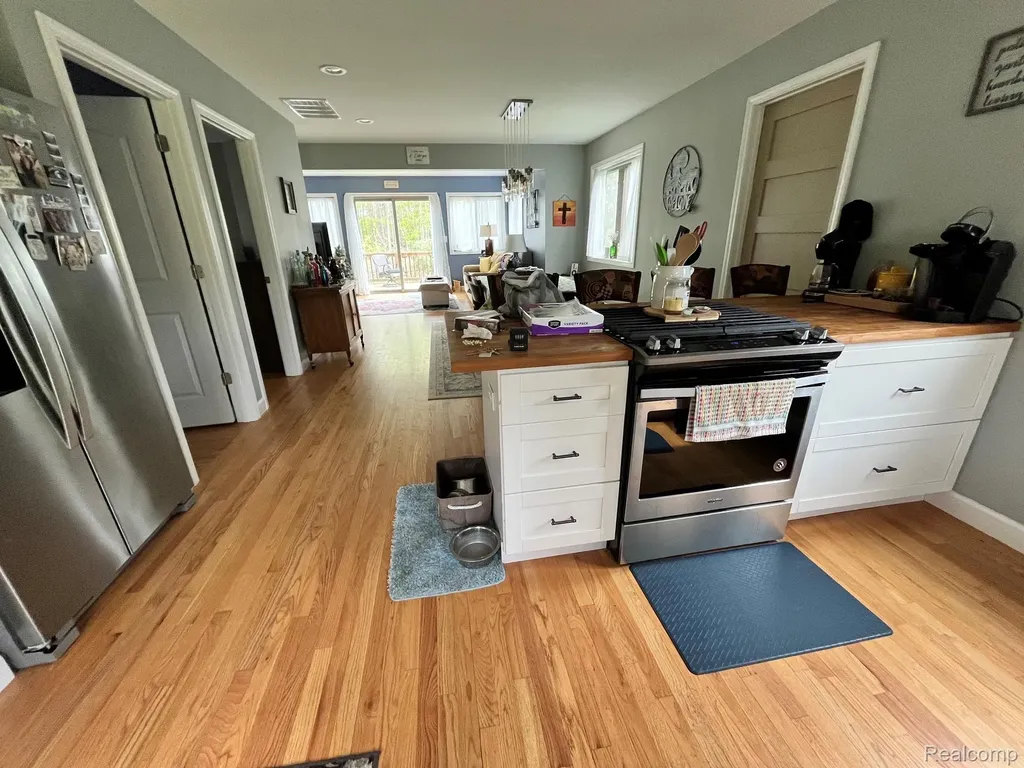 5036 Woodland Lane East China Township MI 48054