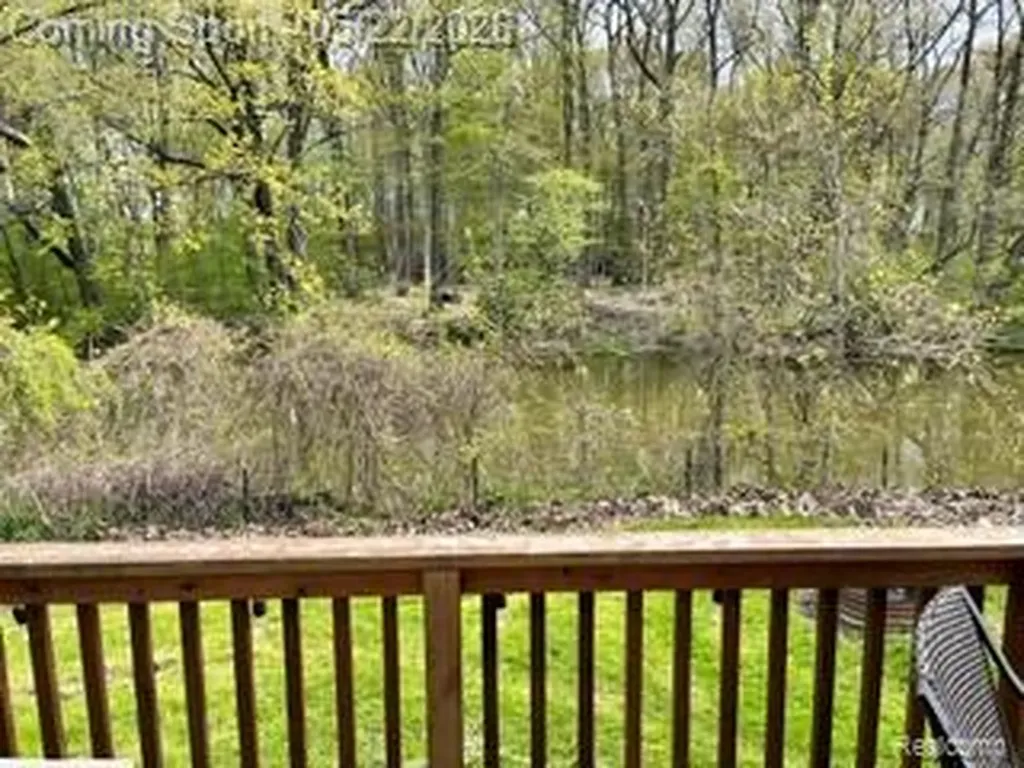 5036 Woodland Lane East China Township MI 48054
