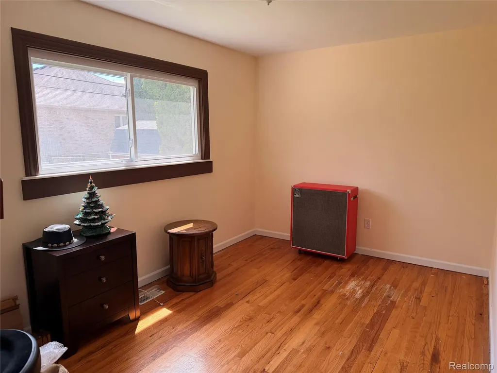 12224 El Camino Dr El Camino Drive Sterling Heights City MI 48312