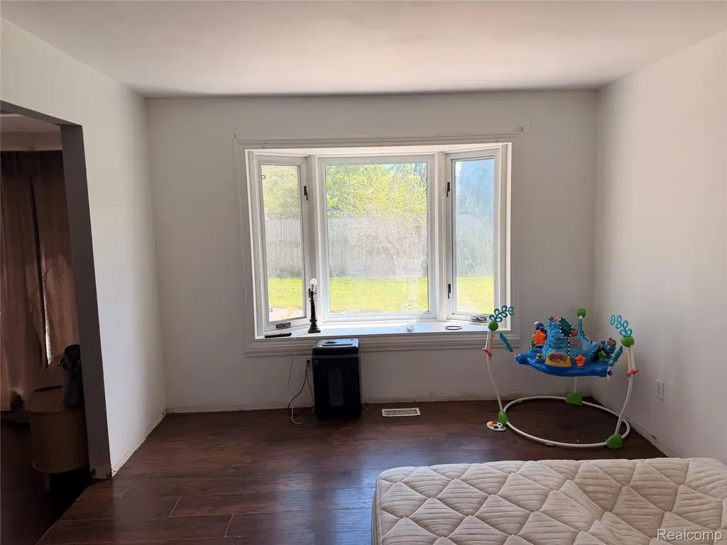 12224 El Camino Dr El Camino Drive Sterling Heights City MI 48312