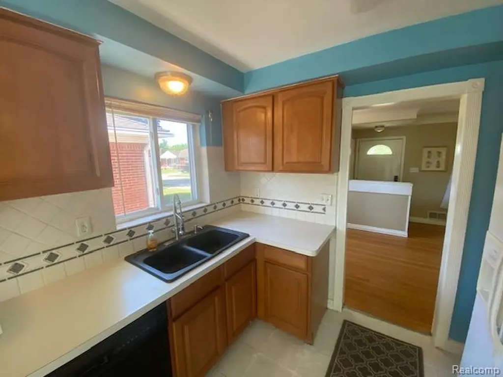 28448 Brush Street Madison Heights City MI 48071