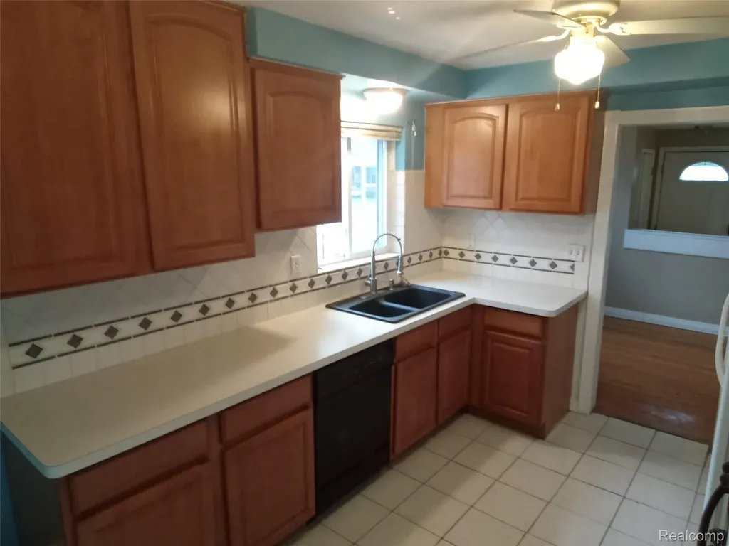 28448 Brush Street Madison Heights City MI 48071
