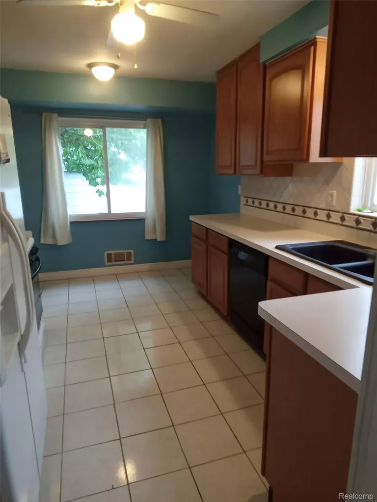 28448 Brush Street Madison Heights City MI 48071