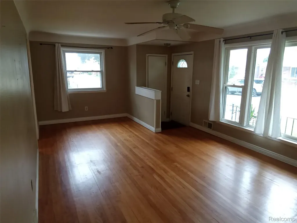 28448 Brush Street Madison Heights City MI 48071