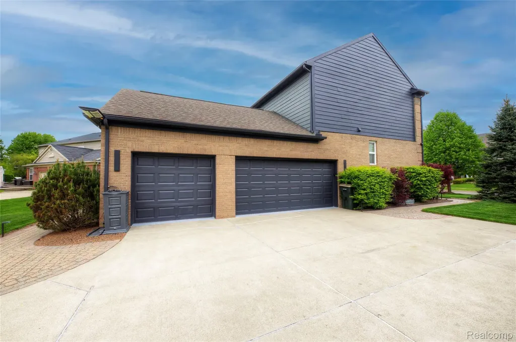 50411 Lansdowne Road Canton Charter Township MI 48188