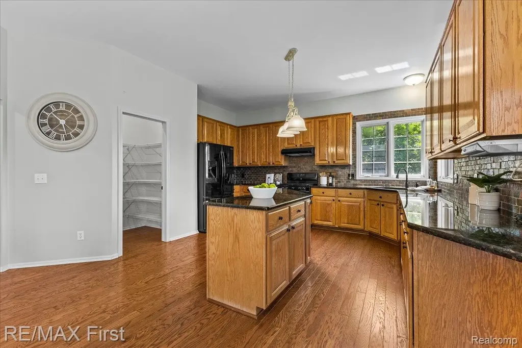 48241 Century Drive Macomb Township MI 48044