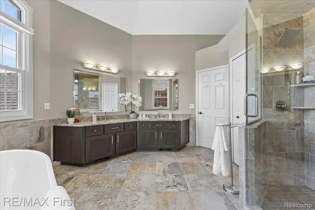48241 Century Drive Macomb Township MI 48044