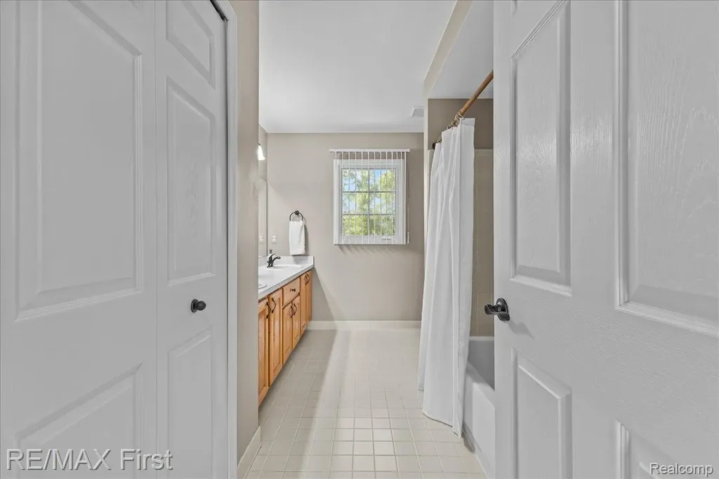 48241 Century Drive Macomb Township MI 48044
