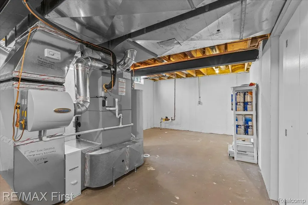48241 Century Drive Macomb Township MI 48044