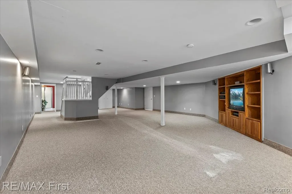48241 Century Drive Macomb Township MI 48044