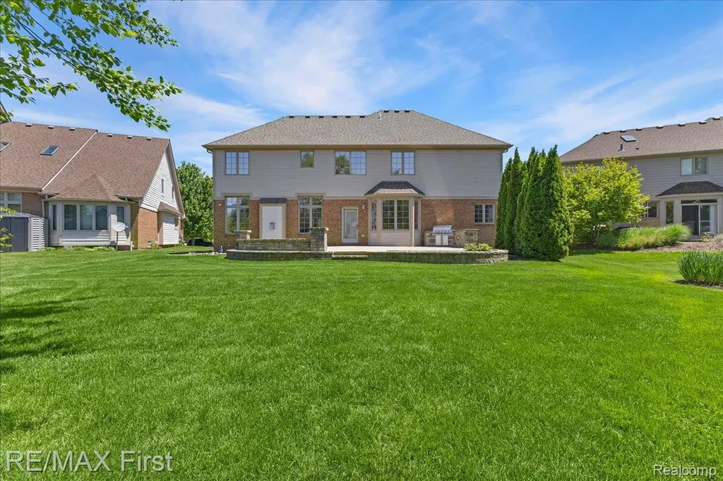 48241 Century Drive Macomb Township MI 48044
