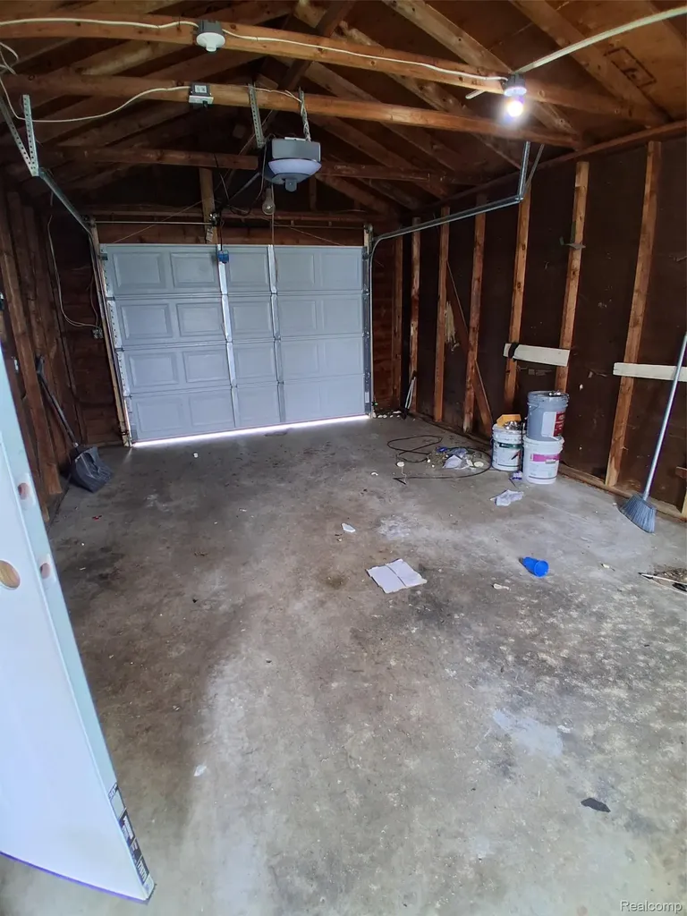 19726 Woodingham Drive Detroit City MI 48221