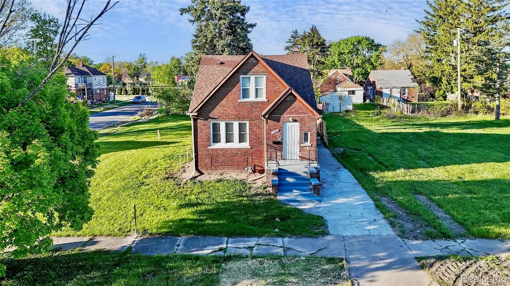 9150 Courville Street Detroit City MI 48224