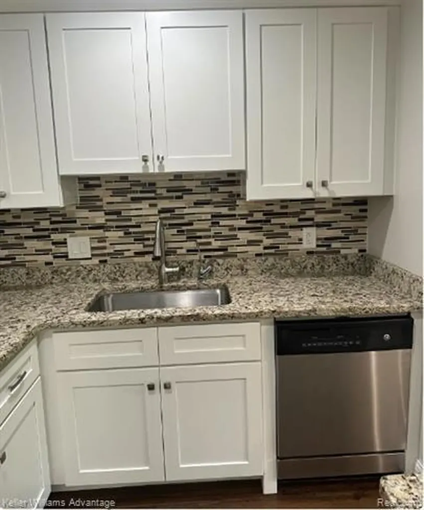 13366 North Road Fenton Charter Township MI 48430