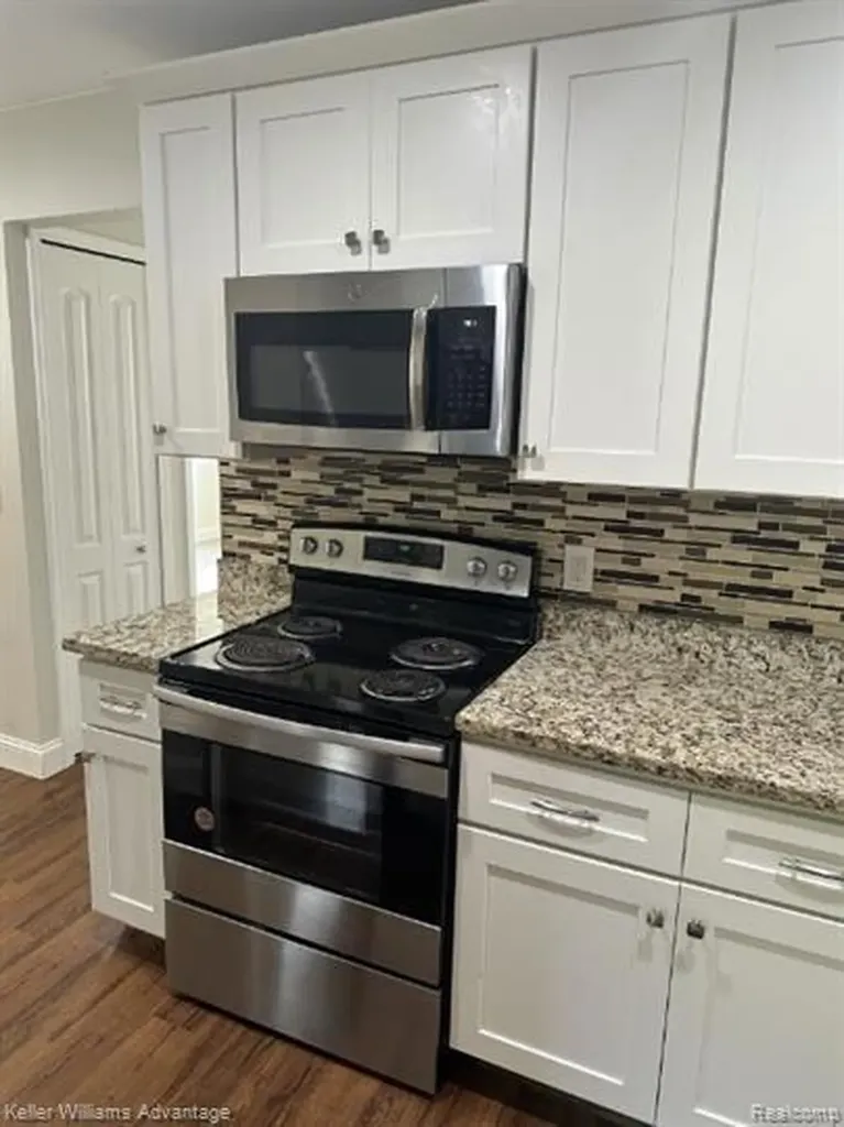 13366 North Road Fenton Charter Township MI 48430