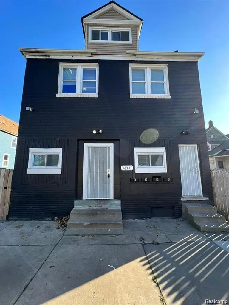5671 Otis Street Detroit City MI 48210