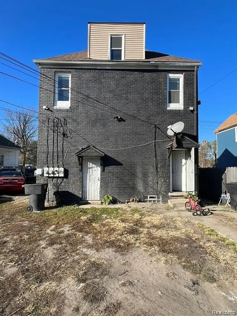 5671 Otis Street Detroit City MI 48210