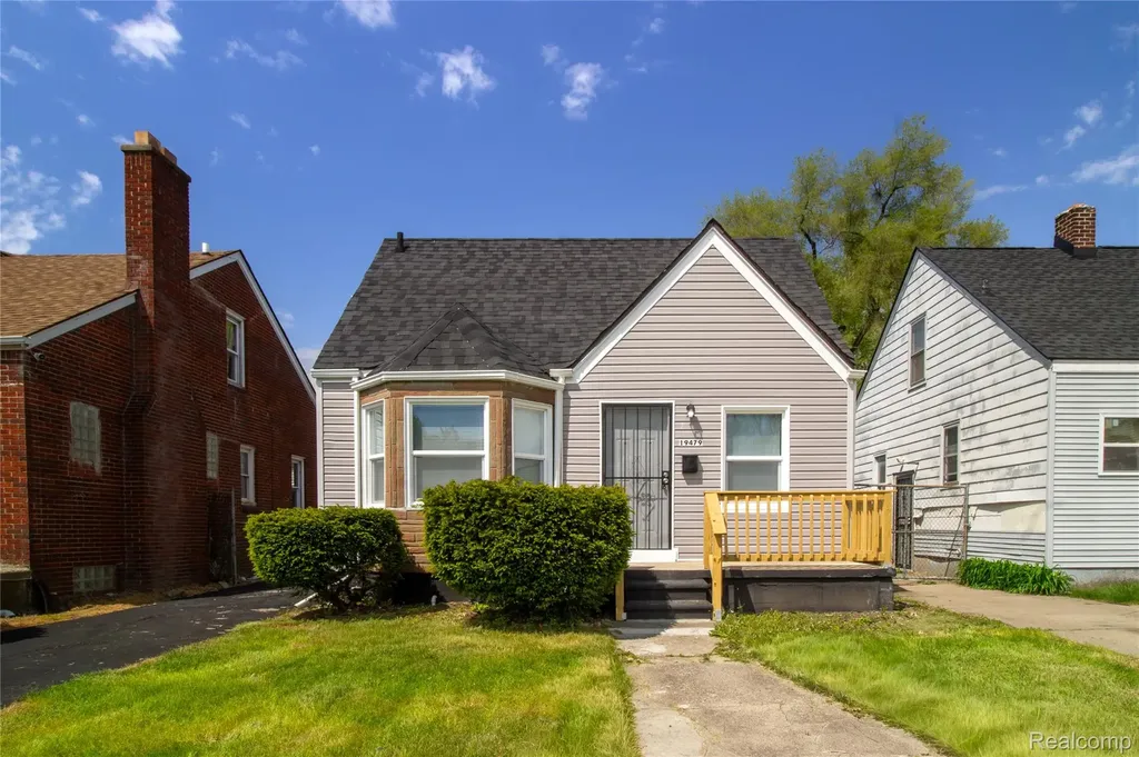 19479 Helen Street Detroit City MI 48234