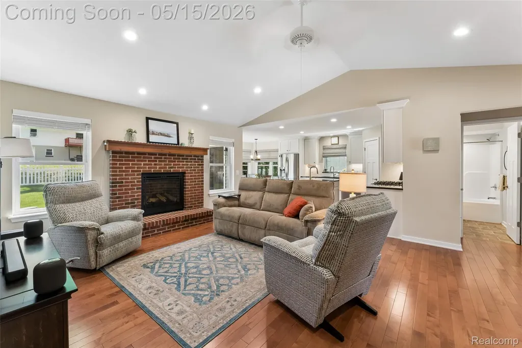 429 Grixdale Lane Waterford Charter Township MI 48328