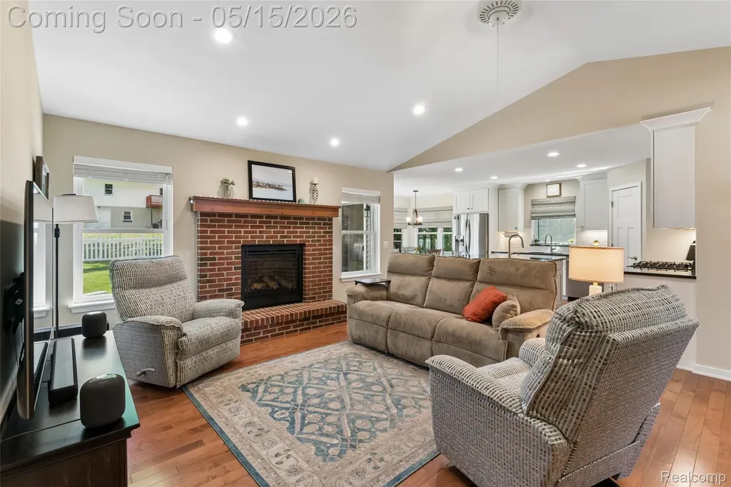 429 Grixdale Lane Waterford Charter Township MI 48328