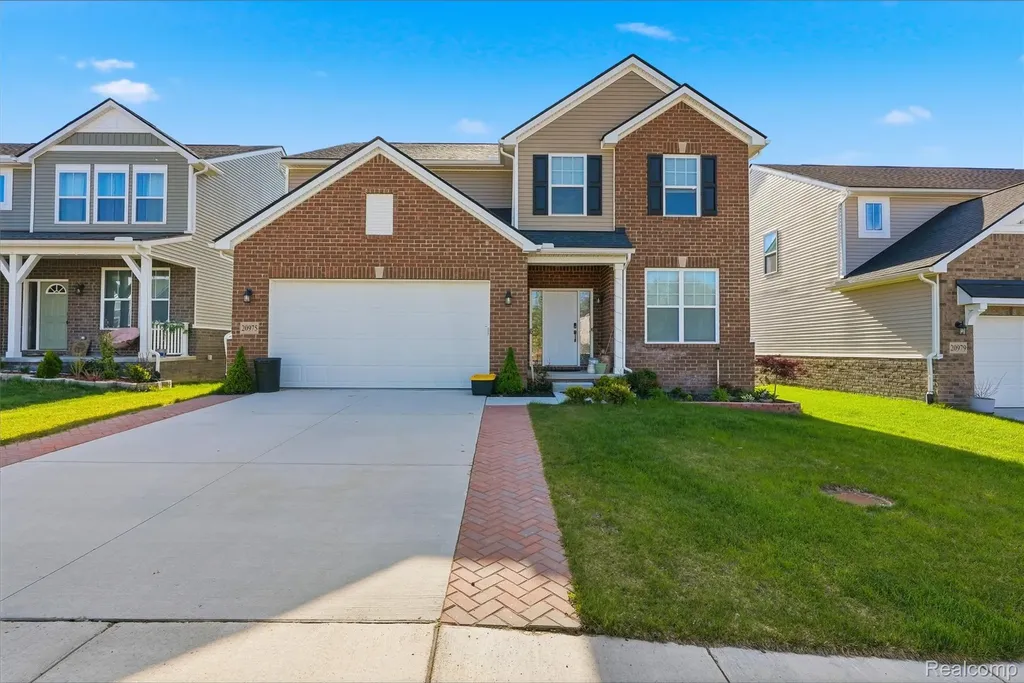 20975 Calabrese Drive Lyon Charter Township MI 48178