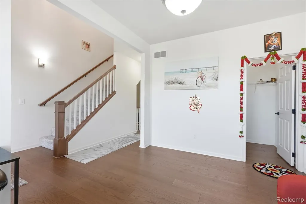 20975 Calabrese Drive Lyon Charter Township MI 48178