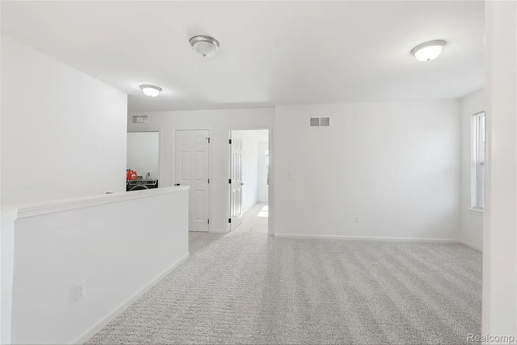 20975 Calabrese Drive Lyon Charter Township MI 48178
