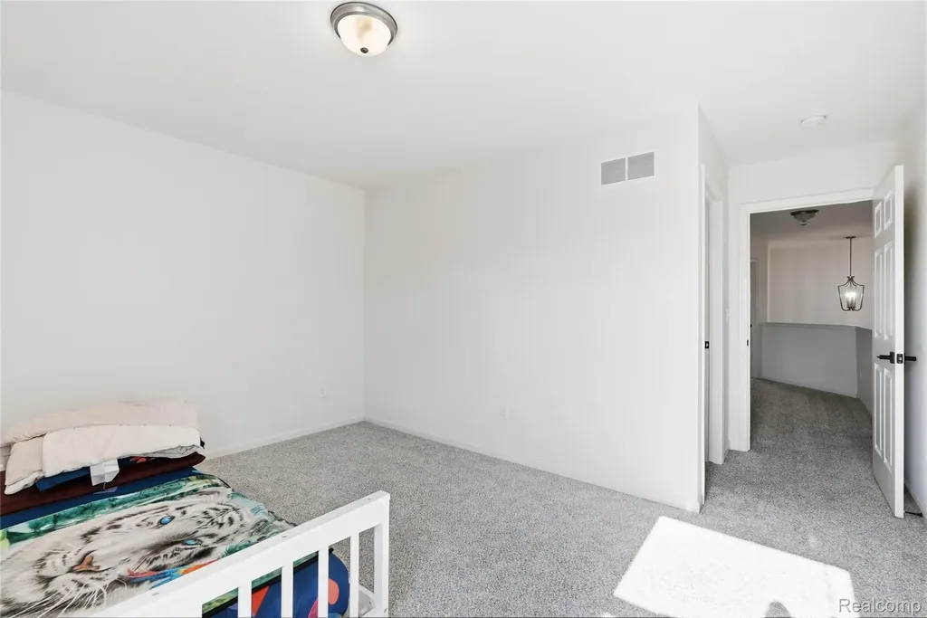 20975 Calabrese Drive Lyon Charter Township MI 48178