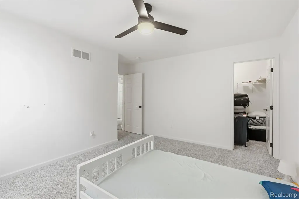 20975 Calabrese Drive Lyon Charter Township MI 48178