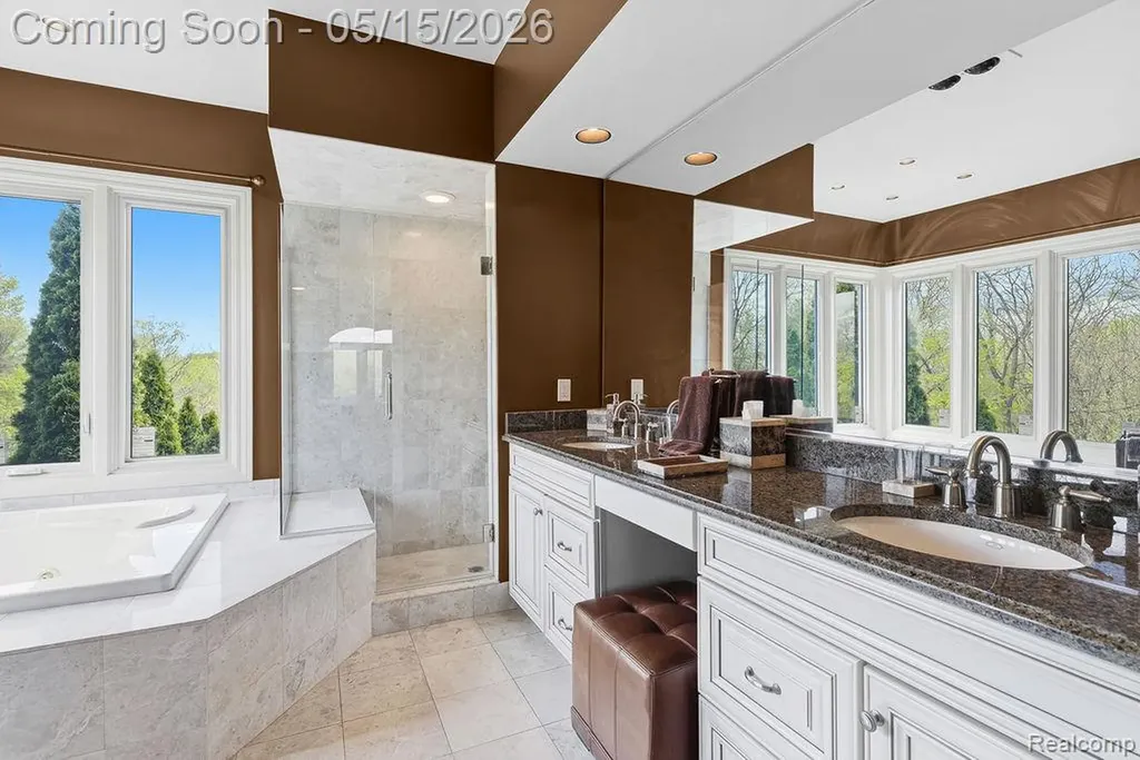 7374 Fox Hill Lane Salem Township MI 48168