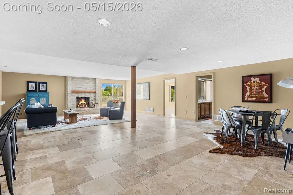 7374 Fox Hill Lane Salem Township MI 48168