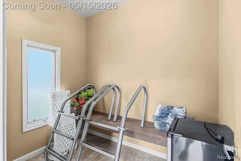 7374 Fox Hill Lane Salem Township MI 48168