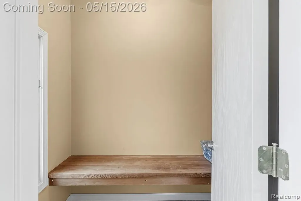 7374 Fox Hill Lane Salem Township MI 48168