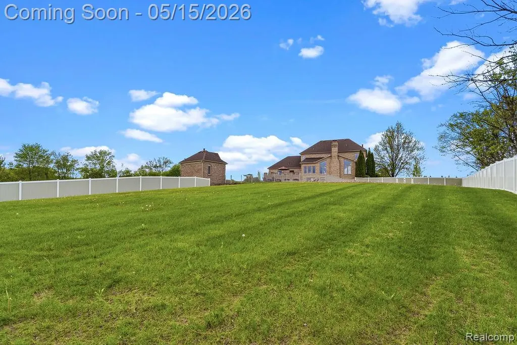 7374 Fox Hill Lane Salem Township MI 48168