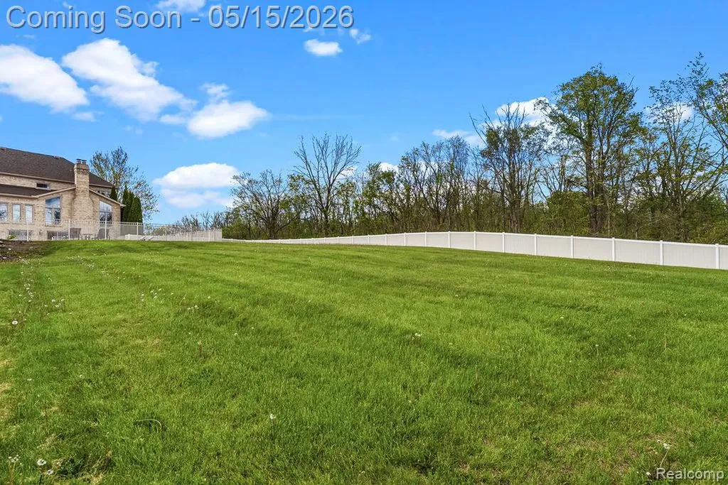 7374 Fox Hill Lane Salem Township MI 48168