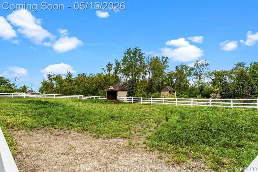 7374 Fox Hill Lane Salem Township MI 48168